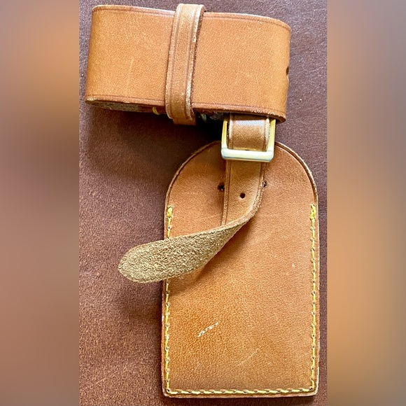 100% Authentic, Louis Vuitton, Vachetta Luggage Tag & Poignant Set,Preloved 😻💖 - Picture 4 of 15